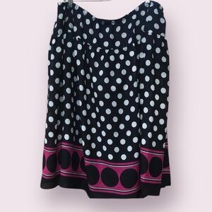 Women’s Plus Size skirt. Size 22. Polka Dots